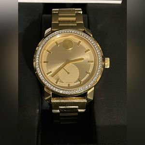 Movado BOLD crystal bezel stainless steel GOLD watch in great condition ✨